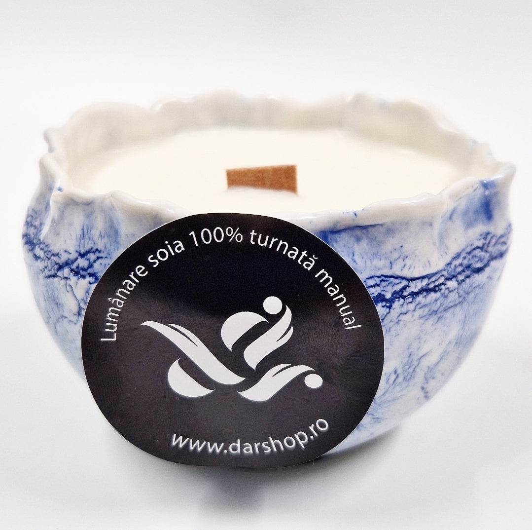 Lumânare parfumată soia Ceramică. Sanie cu zurgălăi