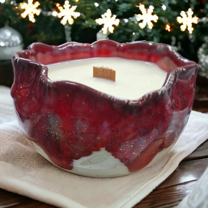 Lumânare parfumată soia Ceramică. Doamna Crăciun