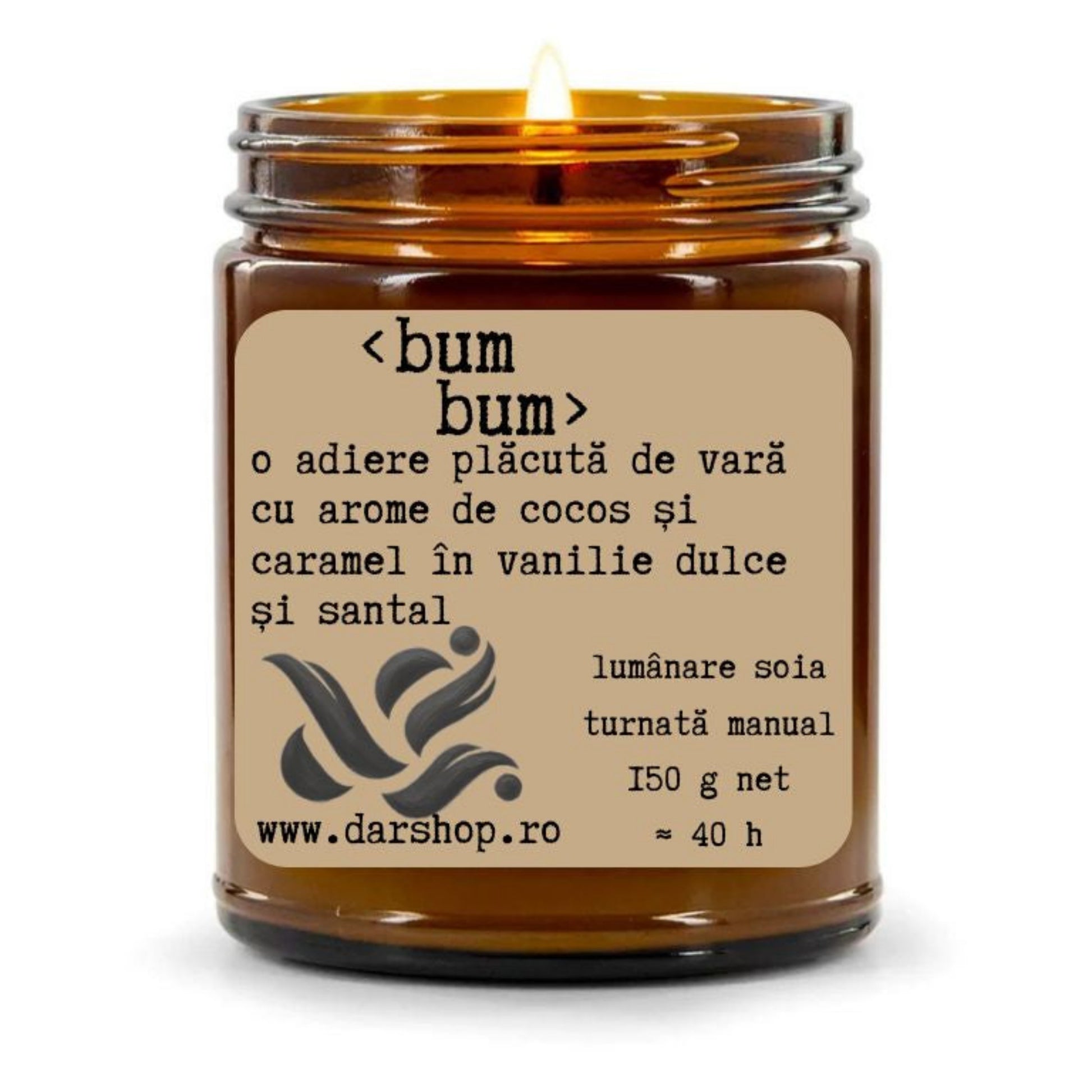 Bum Bum este o lumânare parfumată handmade din ceară naturală de soia, inspirată de celebra cremă braziliană, creată pentru momente de răsfăț senzorial și atmosferă tropicală decadentă.