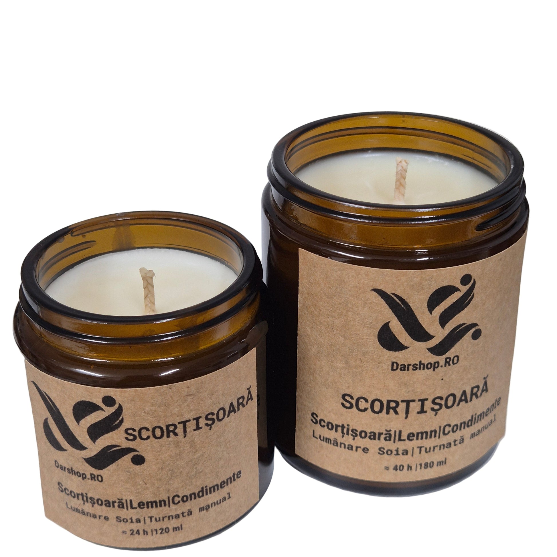 Lumânare parfumată din soia cu miros de scorțișoară, turnată manual în borcan ambra maro.